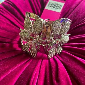 Vintage Sassy Jones “Kibibi” Bangle (NWT)